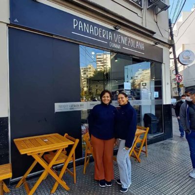 Fundadoras de Panadería venezolana Donna en Buenos Aires